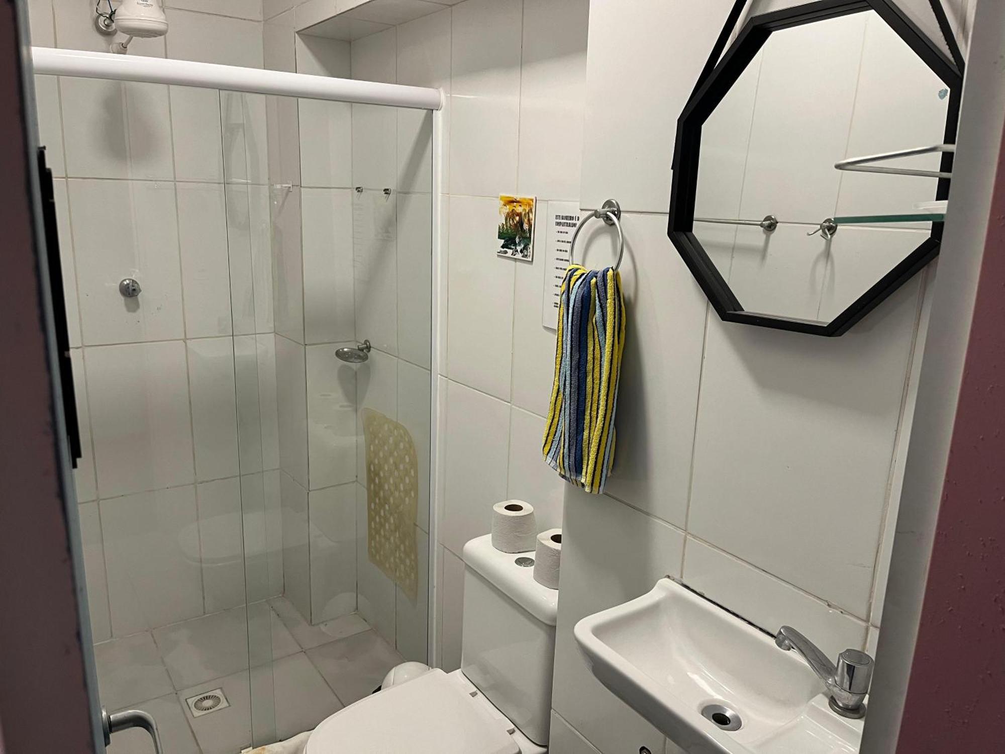 Hostel Casa Da Vo Lila - Quartos Privativos Ao Lado Do Metro Mariana E Ana Rosa! Seu Cantinho Em Sp