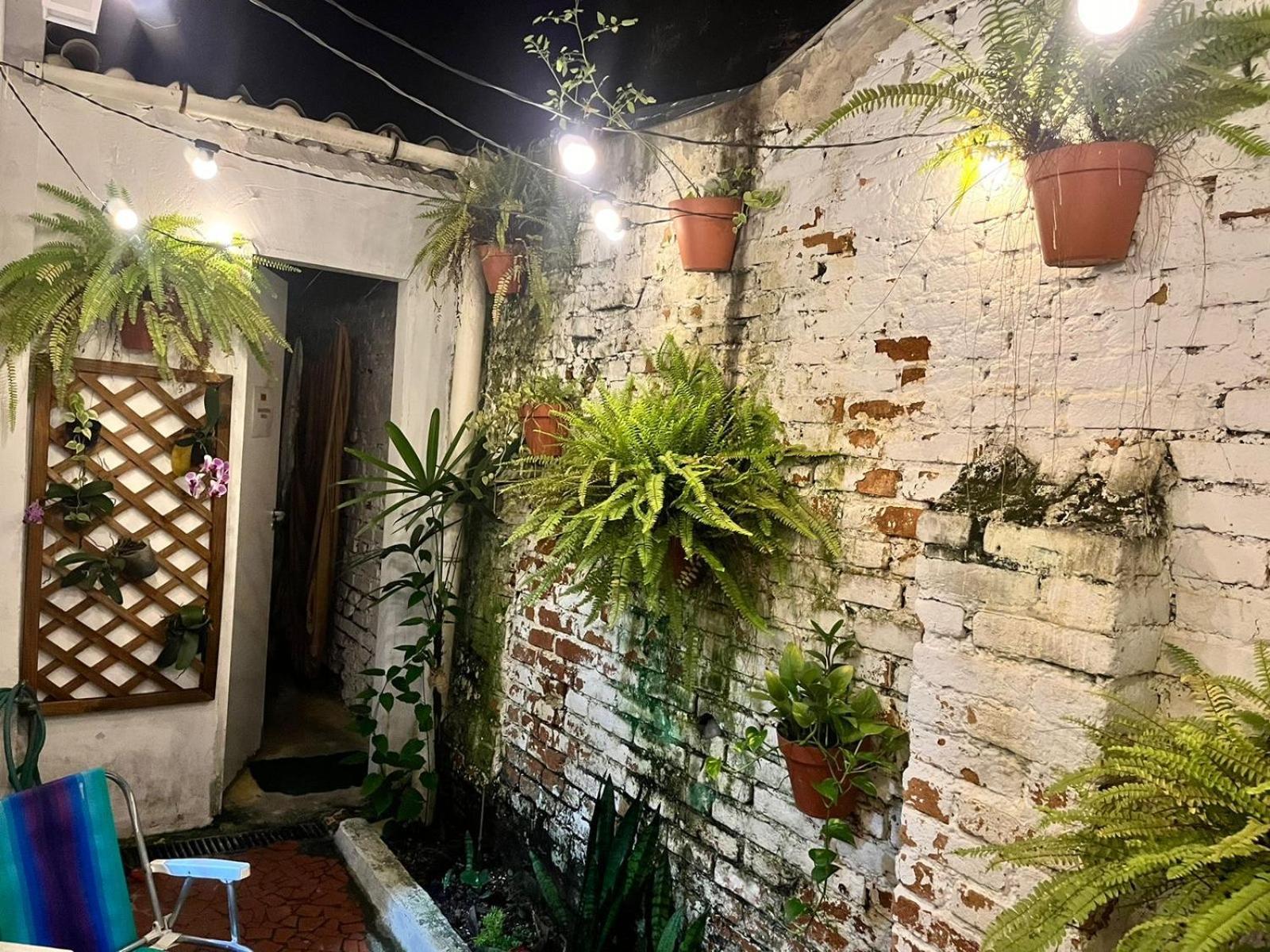 Hostel Casa Da Vo Lila - Quartos Privativos Ao Lado Do Metro Mariana E Ana Rosa! Seu Cantinho Em Sp Sao Paulo
